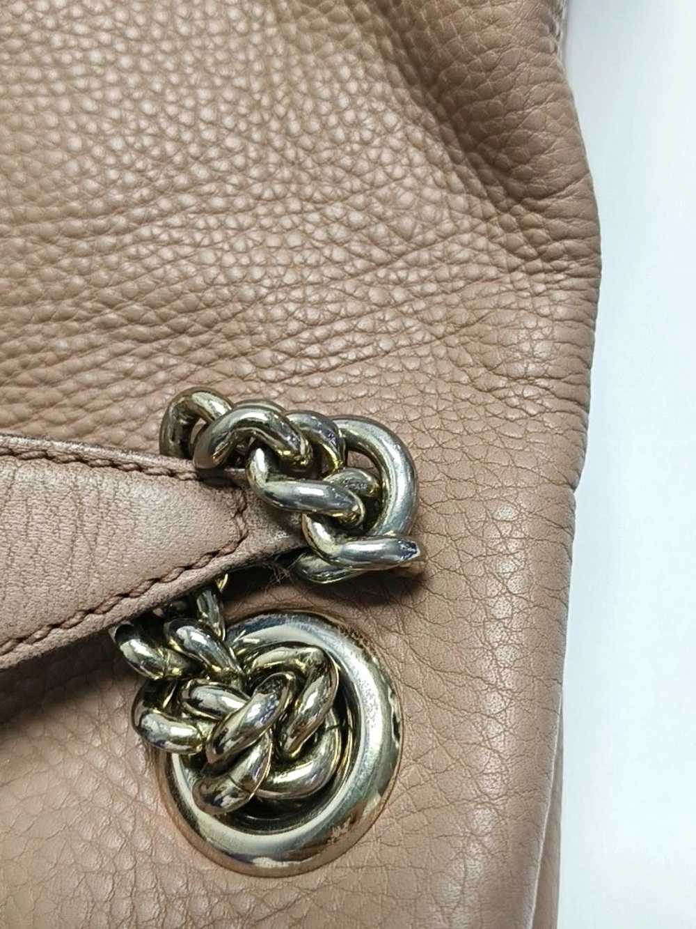 Gucci Blush Tan Soho Leather Shoulder Bag with Tassel - Picture 9 of 16
